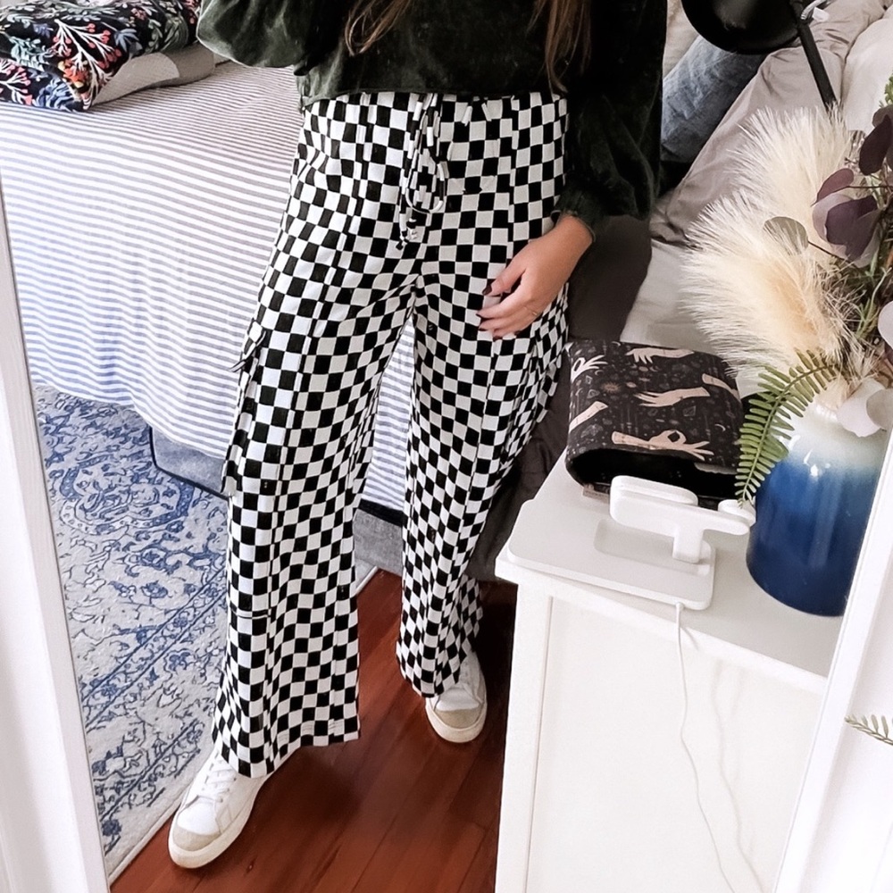 Dressed In Lala So Good Cargo Pants in Checkered size XL